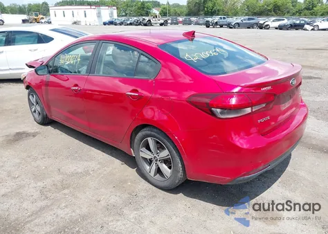 2018 Kia Forte S z USA, uszkodzony, nr VIN 3KPFL4A76JE276440